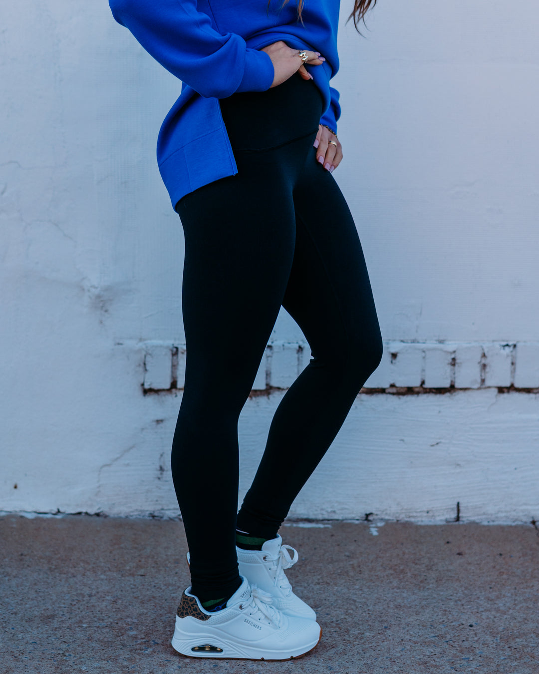 Spanx: Booty Boost Active 7/8 Leggings in Spanx in very black - The Vogue Boutique