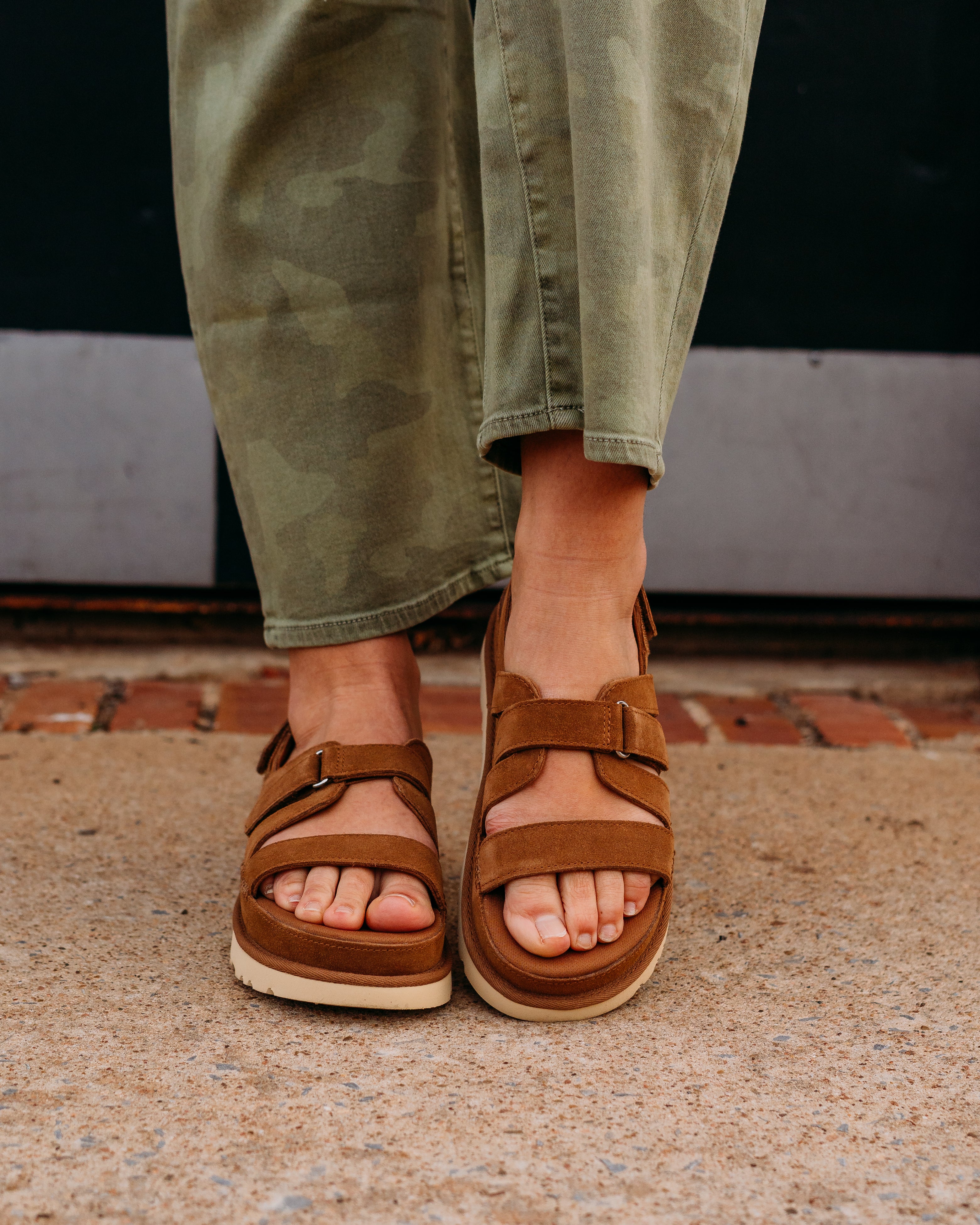 Women's Goldenstar Gleam Boots in Chestnut