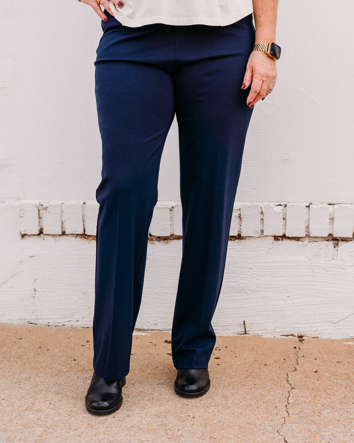 Multiples: Slim-Sation Relaxed leg Midnight M38711 - The Vogue Boutique