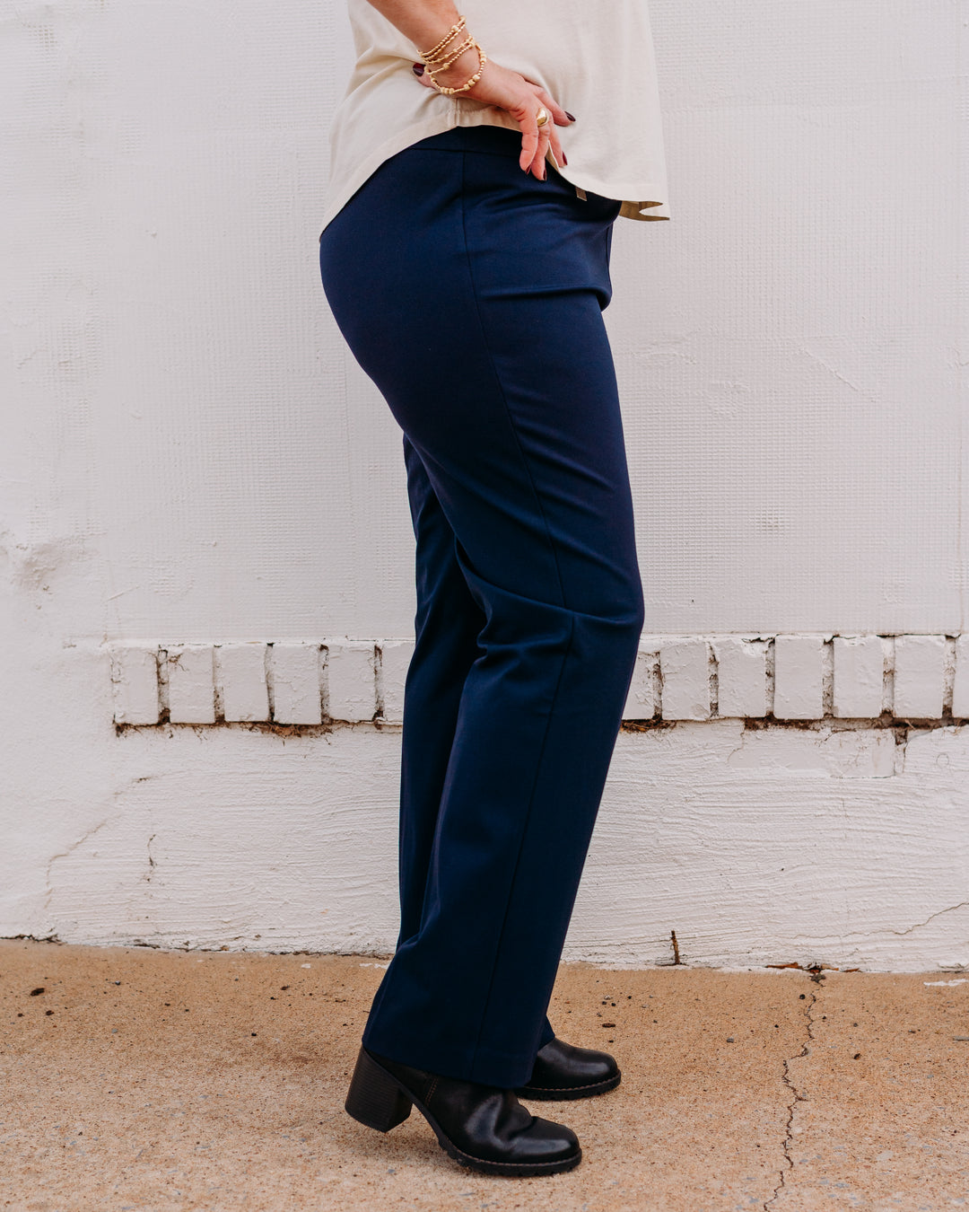 Multiples: Slim-Sation Relaxed leg Midnight M38711 - The Vogue Boutique