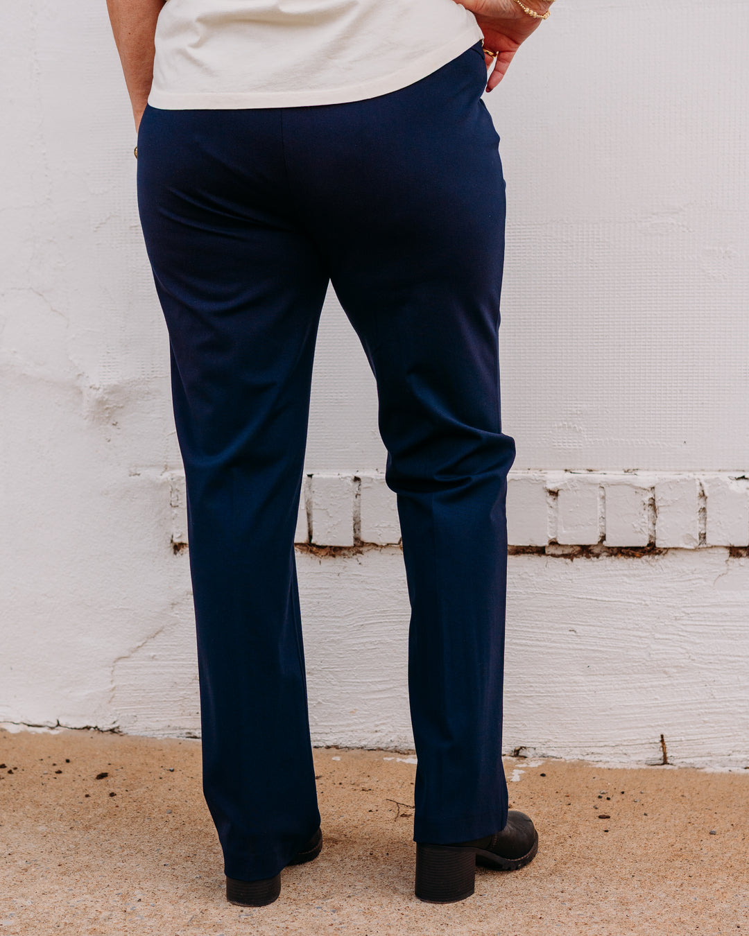 Multiples: Slim-Sation Relaxed leg Midnight M38711 - The Vogue Boutique