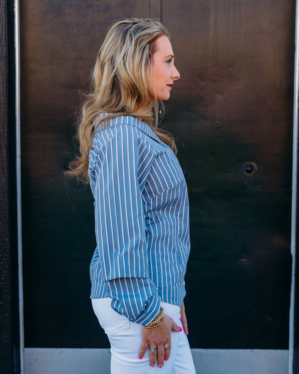 French Dressing Jeans: V-Neck Shirt in SPS-ETHIER STRIPES (7699962) - The Vogue Boutique