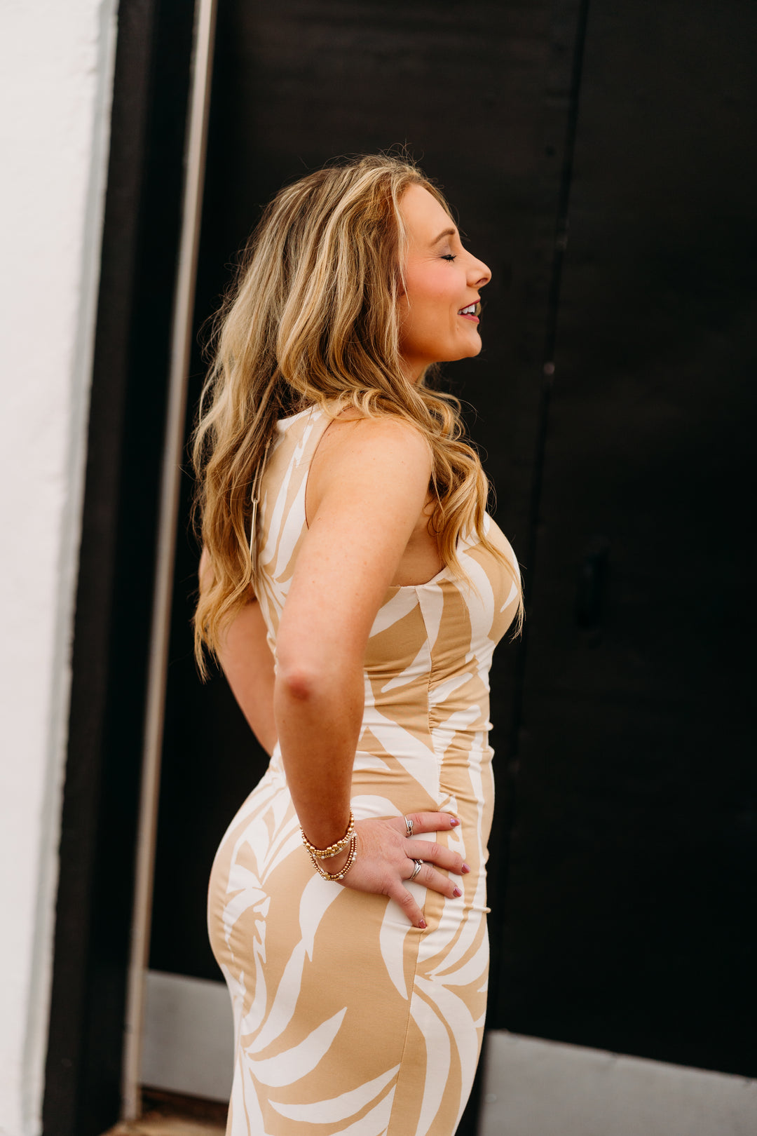 Z Supply: Adison Vacances Midi Dress in Santal - The Vogue Boutique