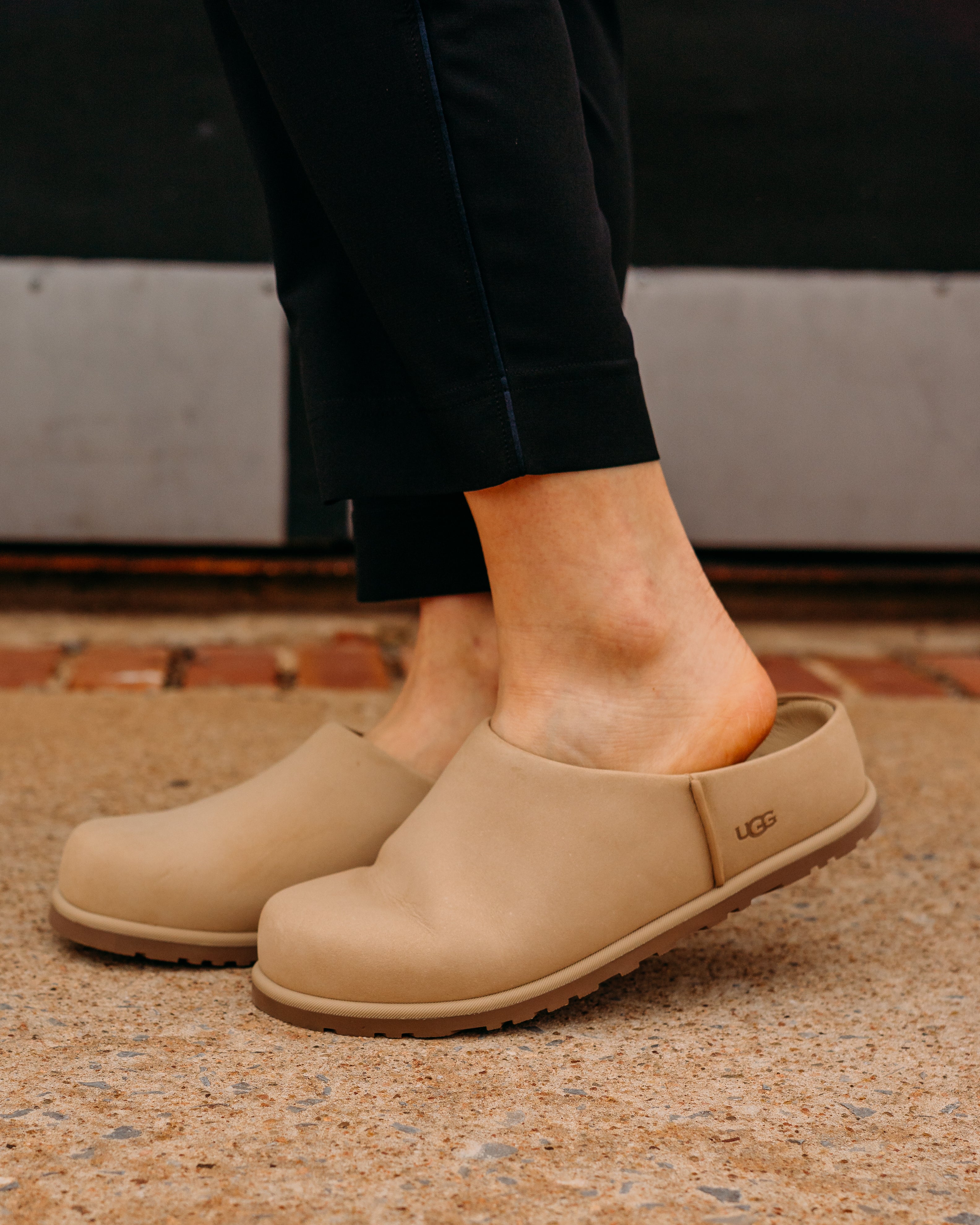 Women's Otzo Clog in Mustard Seed: Versatile and Comfortable