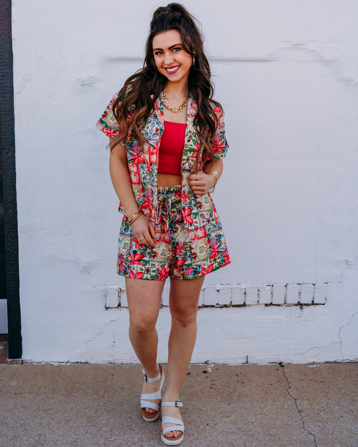 Joy Joy: Cuffed Pull on Shorts in Floral Patch (76A7500-5) - The Vogue Boutique