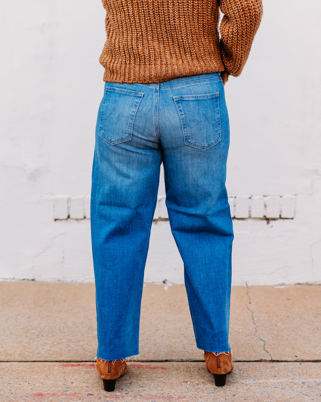 AG: Saige Wide Leg Crop in 13 Years Allure - The Vogue Boutique