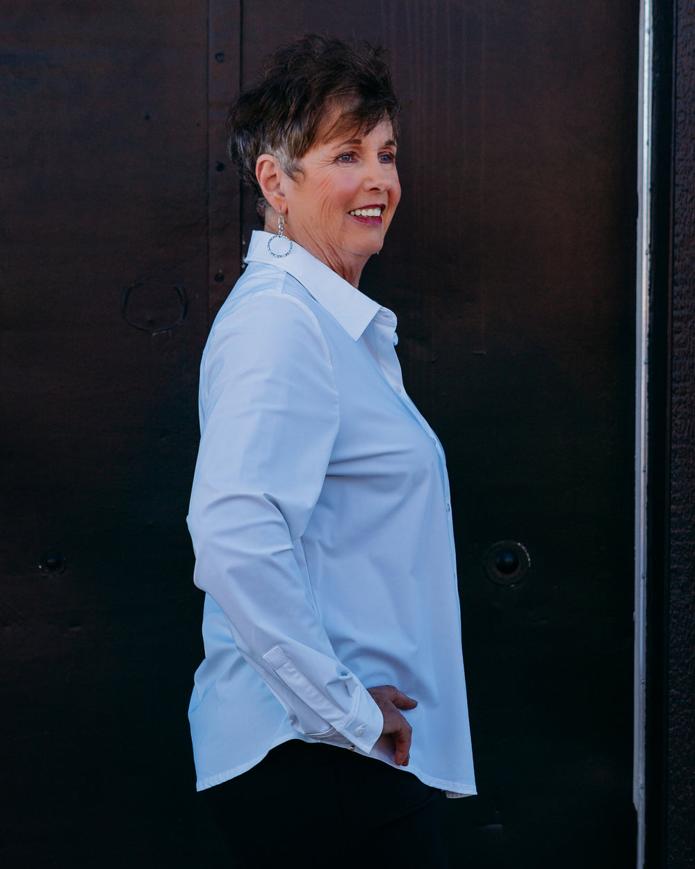Liverpool: Long Sleeve Button Front Knit Shirt in White (LM8E25ETK) - The Vogue Boutique