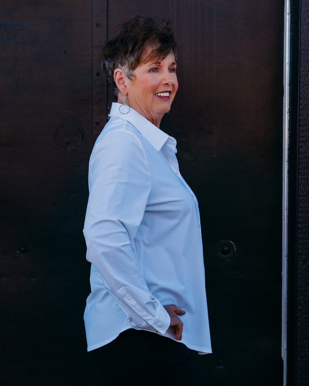 Liverpool: Long Sleeve Button Front Knit Shirt in White (LM8E25ETK) - The Vogue Boutique