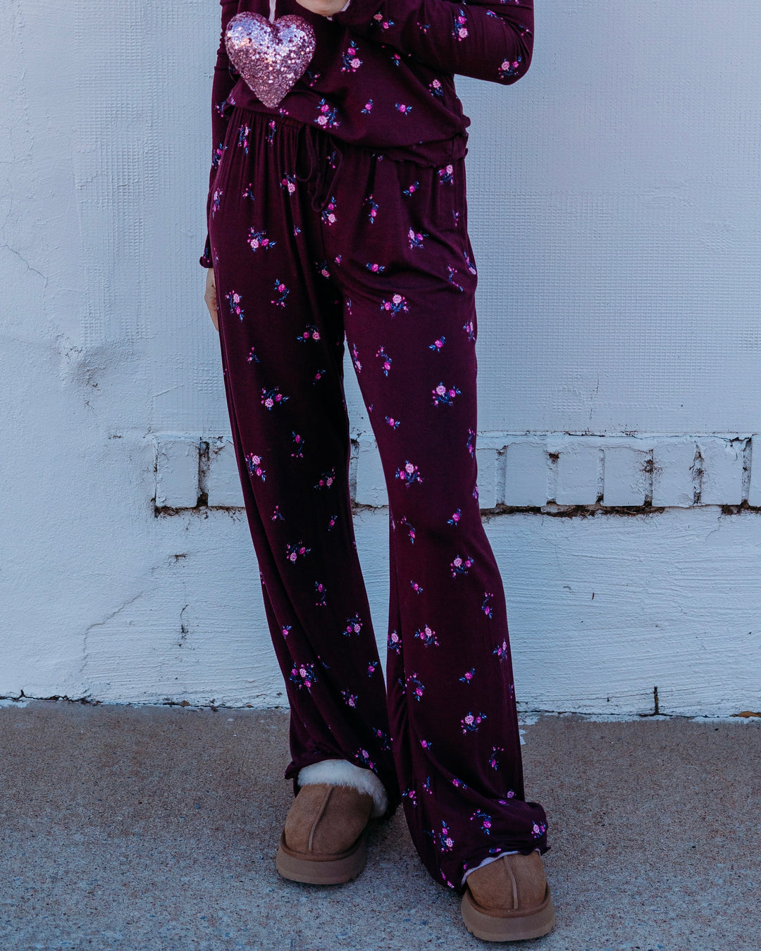 Z Supply: At Ease Ditsy Pant in Merlot - The Vogue Boutique
