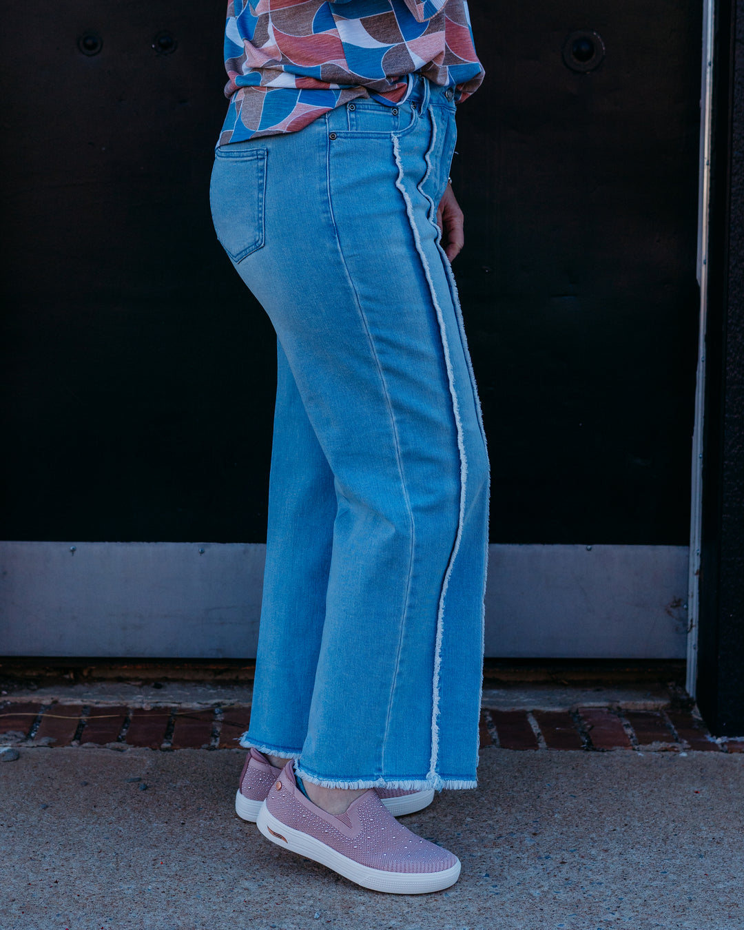 Multiples: (Slimstation) Light Indigo Wide Leg Cropped Jeans with Front Seam (M16708TM) - The Vogue Boutique