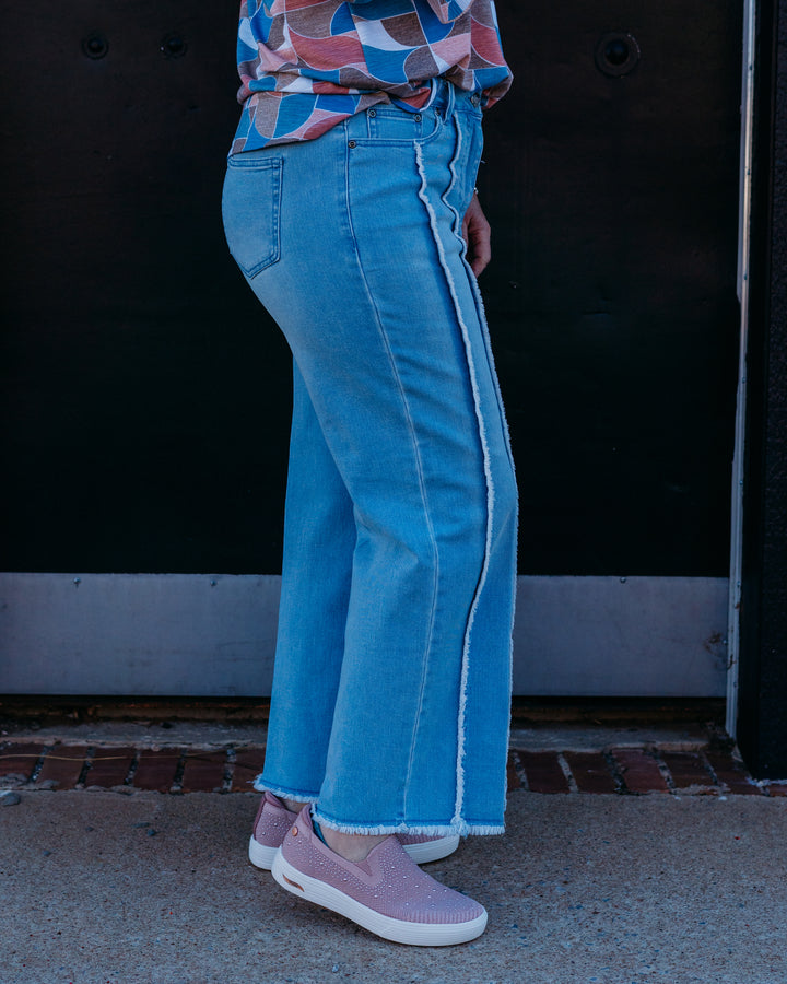 Multiples: (Slimstation) Light Indigo Wide Leg Cropped Jeans with Front Seam (M16708TM) - The Vogue Boutique