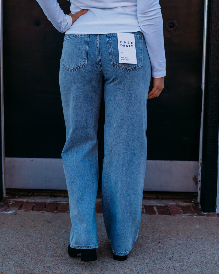 Daze: 1999 Jeans Slouch 90's Fit in Lovers Knot (D00017220DC) - The Vogue Boutique