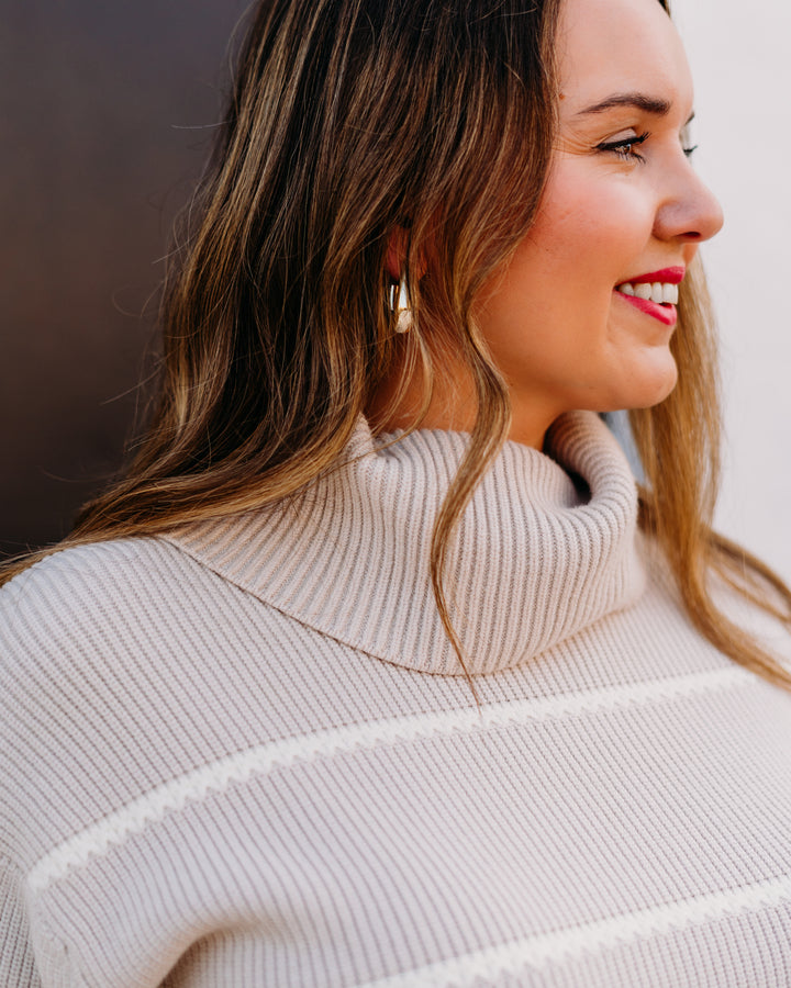 Varley: Hamish Stitch Knit Sweater in Silver Birch - The Vogue Boutique