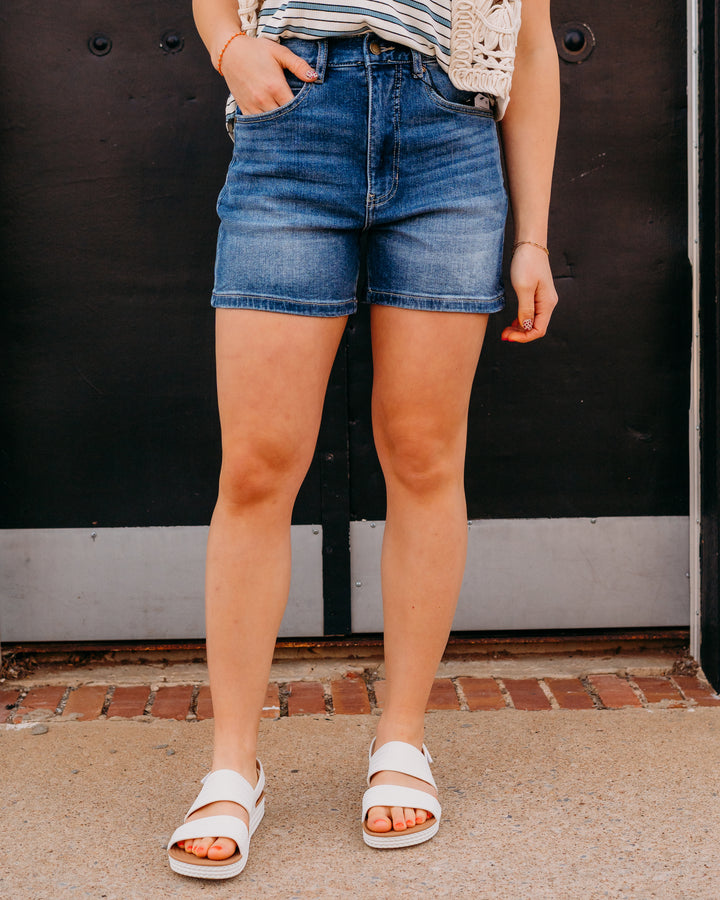 Liverpool: High Rise Heritage Short 4 1/2" Inseam in Horizons (LM9396VH) - The Vogue Boutique