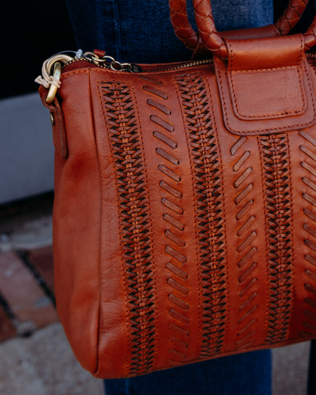 Hobo: Sheila Medium in Kindling Brown (WW-58200KDBN)
