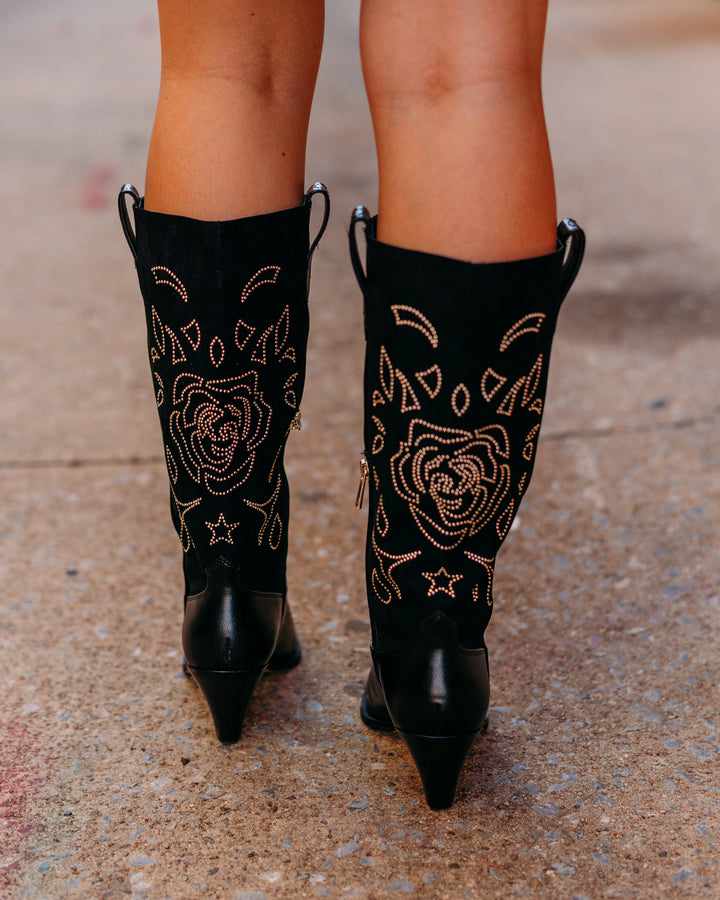 Jessica Simpson: Zodra Boot in Black - The Vogue Boutique