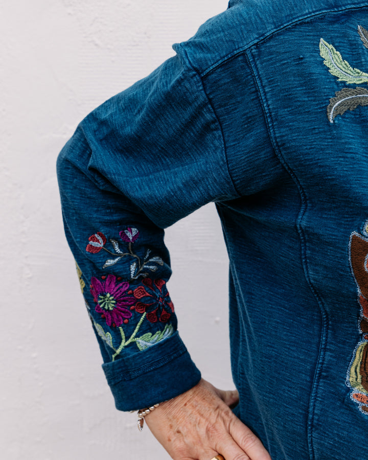 Tru Luxe: Garment Dyed Pieced Sweatshirt With Embroidery in Blue (T36499TM)