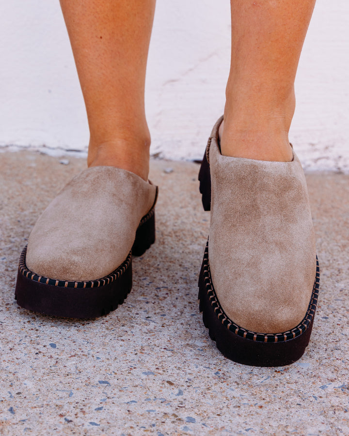 UGG: Uptowner Mule in Light Bronze