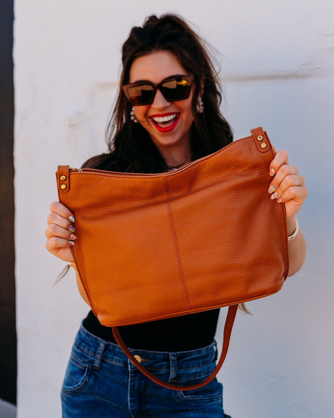 Hobo: Pier Shoulder Bag in Warm Honey