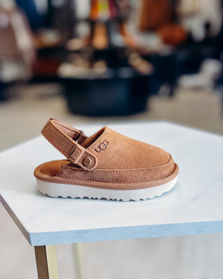 Ugg: Kids Goldenstar Clog in Chestnut - The Vogue Boutique