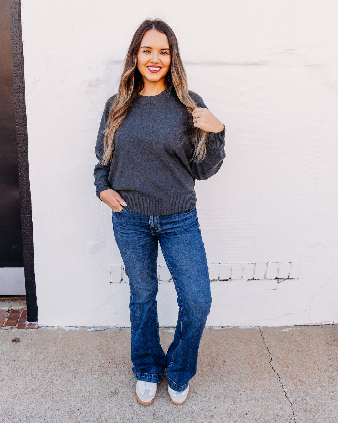 Free People: ALMA PULLOVER in Charcoal Heather (OB2578200)
