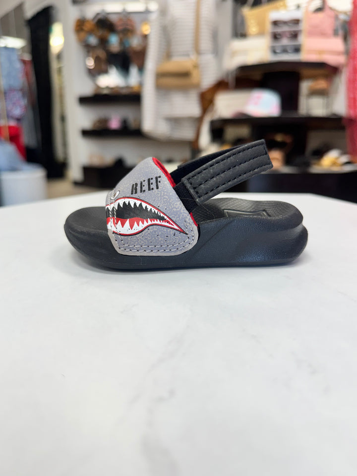 Reef: Kids Little One Slide Sandals Flying Sharks - The Vogue Boutique