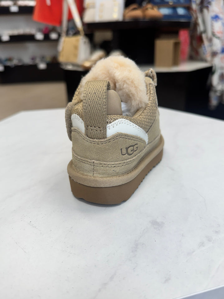 UGG: Children's Lowmel in Sand