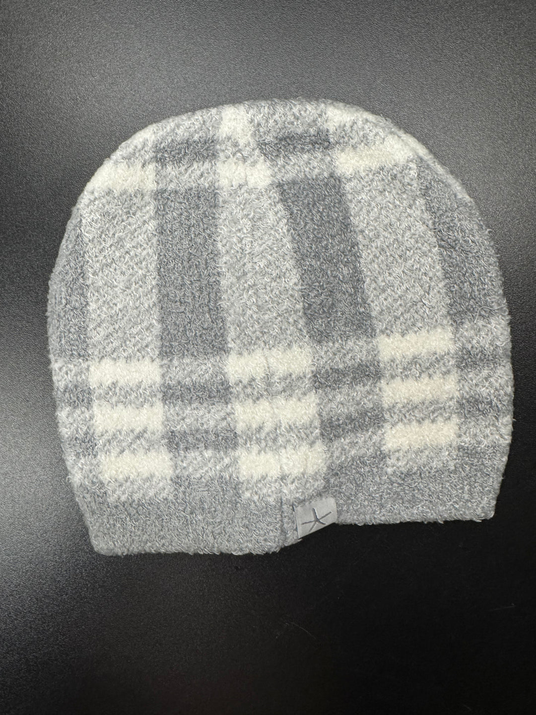 Barefoot Dreams: CCL Baby Plaid Beanie in Moonbeam / Cream