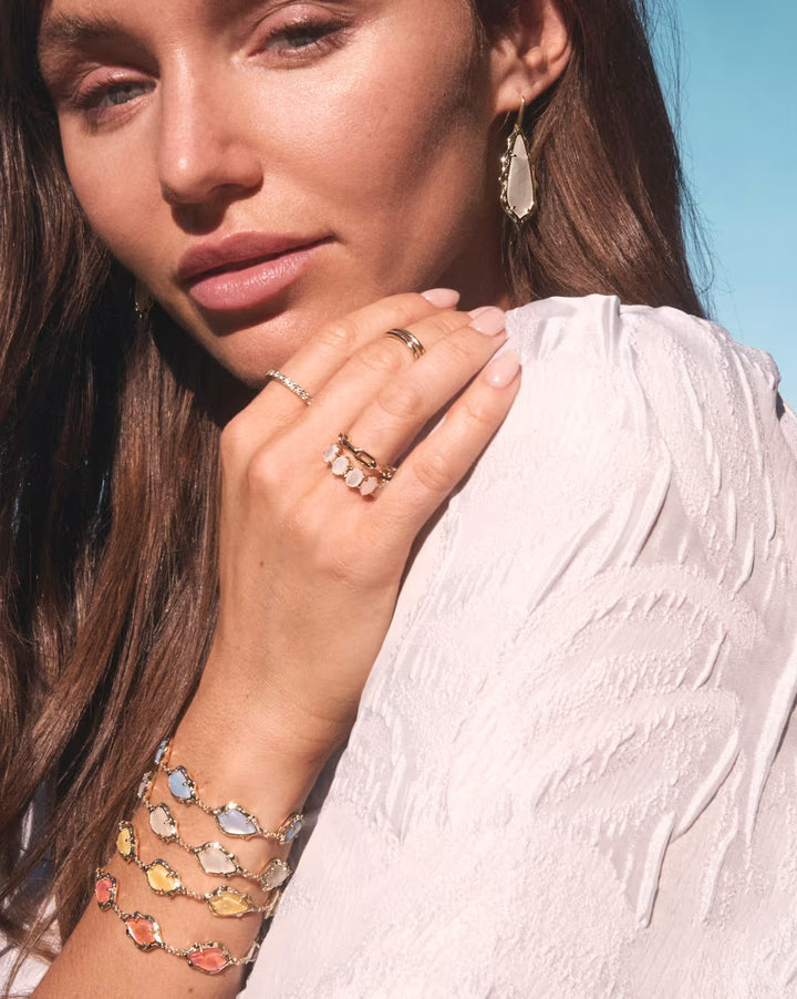 Kendra Scott: Adriana Scallop Frame Delicate Chain Bracelet In Gold Yellow Iridescent Abalone