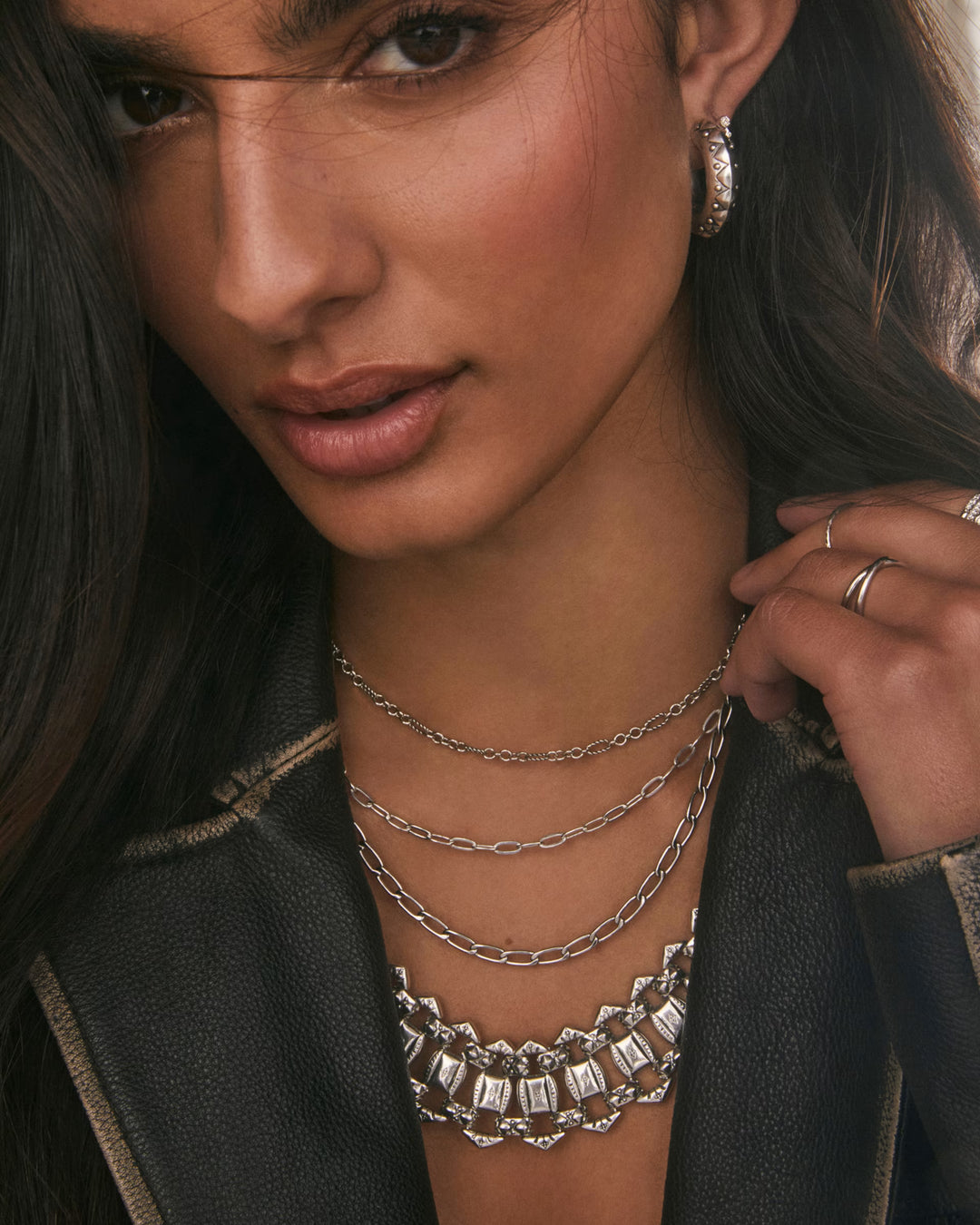 Kendra Scott: Merrick Chain Necklace in Silver - The Vogue Boutique