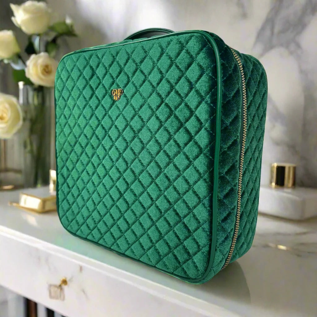 PurseN: Mini Diva Case in Emerald Velvet