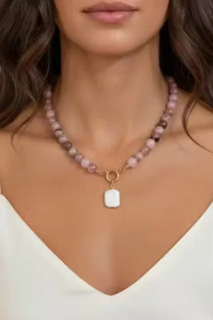 Farrah b: FRONT ROW Beaded Jasper and Pearl Necklace Pink (NBD8)