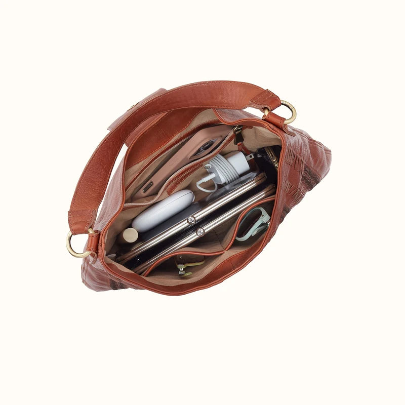Hobo: Atlas Hobo in Kindling Brown (WW-58202KDBN)