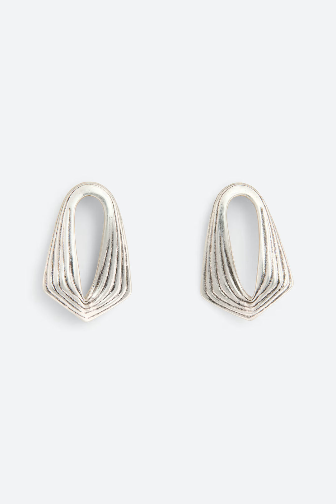 Kendra Scott: Kira Stud Earrings in Vintage Silver