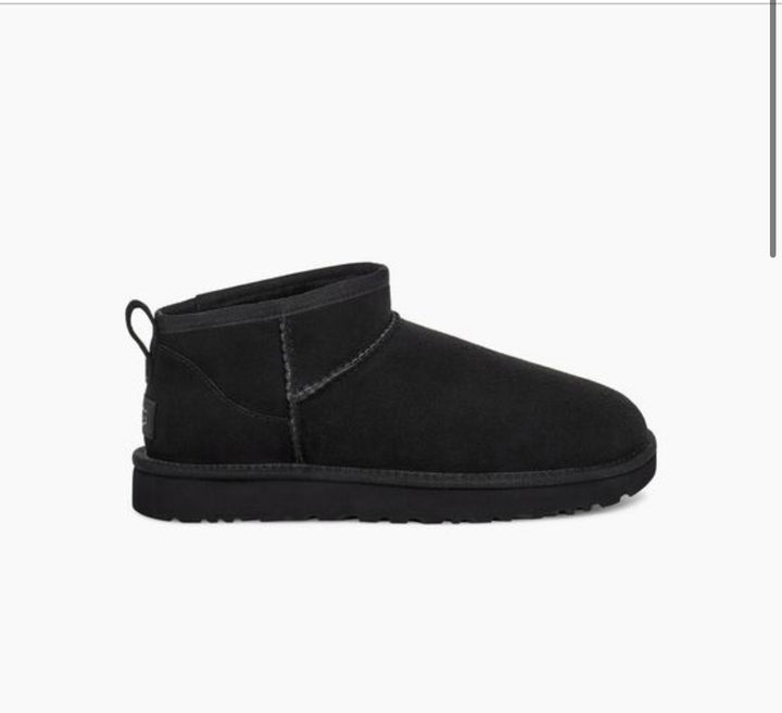 UGG: Classic Ultra Mini in Black (1116109)